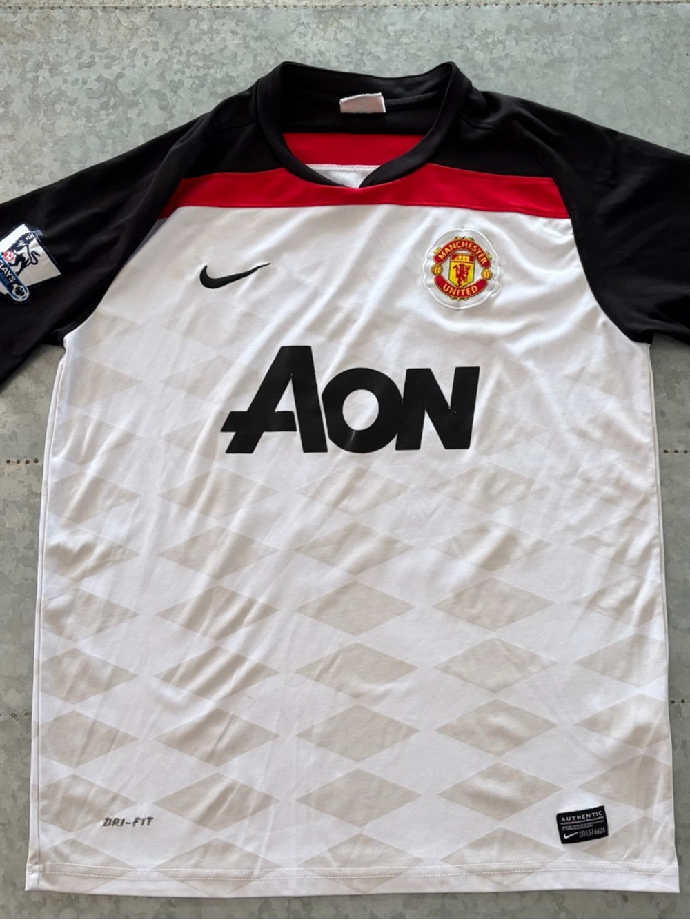 Nike Manchester United 2010/2011 Away Jersey, Wayne ROONEY #10, Medium